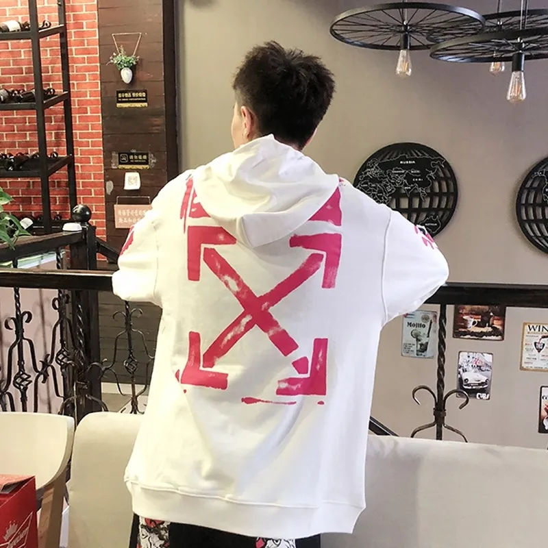 ♻️💯Upper body reference model picture❤️Top tested version OFF-WHITE (OW) 99 pink oil graffiti for men and women, pure cotton same style loose pullover hooded sweatshirt jacket zipper, professional handmade dot printing, delicate and full, strong color layering, breathable printing and not sticky! The gradient of the layers is clear, the texture and texture are visible, the fabric and printing are completely combined, and the frosted feel is delicate. The fabric is made of 460g fish scale terry cotton fabric, which has a full drape. Customized zipper pull with OFFWHITE metal engraving on it and a concave feel. This is a must-see for identification. The hat rope pendant clock has metal engravings. This is a detail that is easily overlooked.  Like Monet's oil paintings, it has always occupied the top sales list on major domestic and foreign platforms, and offline stores can also be said to be often out of stock.  Couple matching, personalized and trendy! Elegant and classic style, versatile for daily use. Couple style 👫 Suitable for both men and women. Size chart Recommended 180-220 pounds P: 420